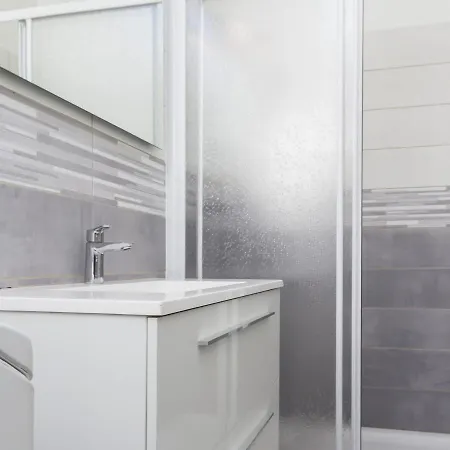 Cosy A Vertou, Pres De Nantes, Avec Wi-fi Et Espace Exterieur - Fr-1-306-1217 Holiday home Vertou