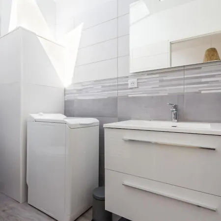 Cosy A Vertou, Pres De Nantes, Avec Wi-fi Et Espace Exterieur - Fr-1-306-1217